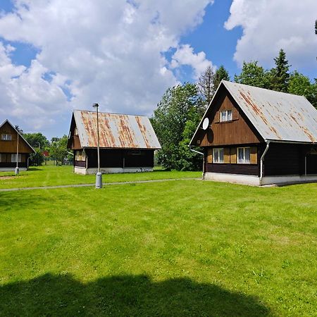 Вілла Bungalovy Roznov Рожнов-под-Радгоштєм Екстер'єр фото