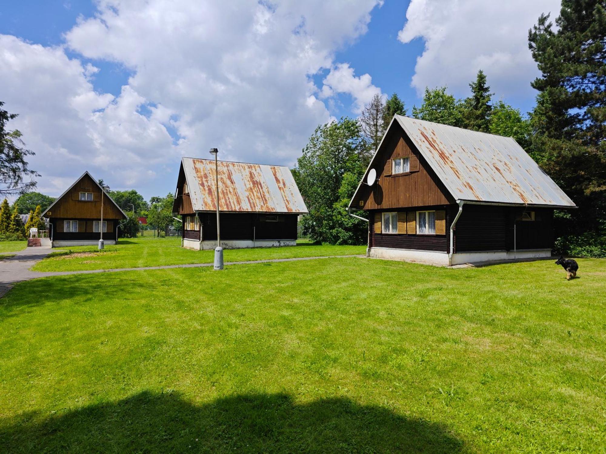 Вілла Bungalovy Roznov Рожнов-под-Радгоштєм Екстер'єр фото